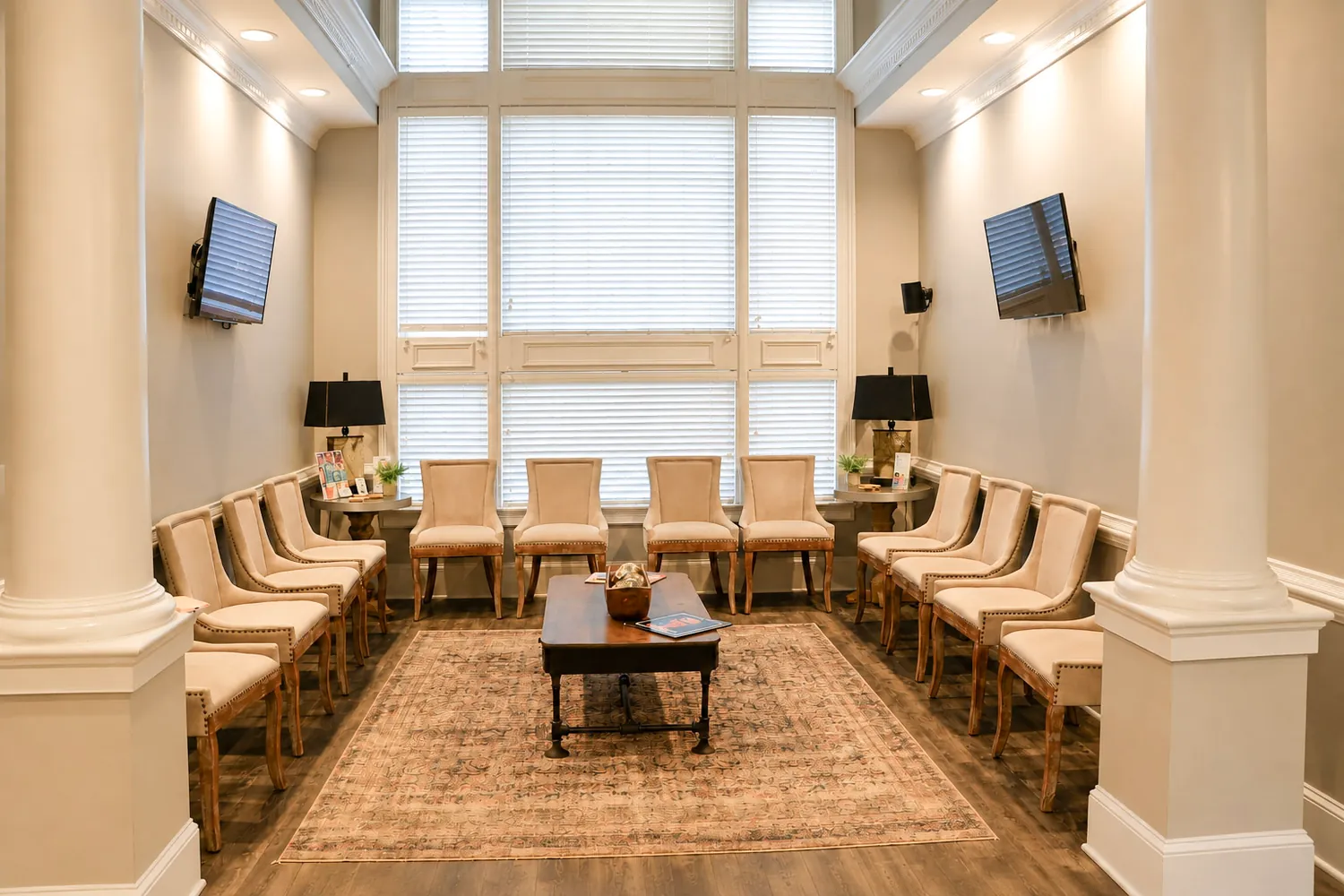 The reception and waiting area at ProGrin Dental of Greenville