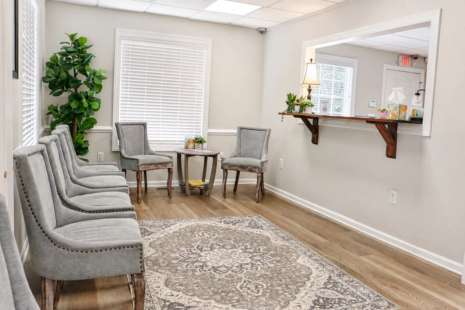 The reception and waiting area at ProGrin Dental of Powdersville