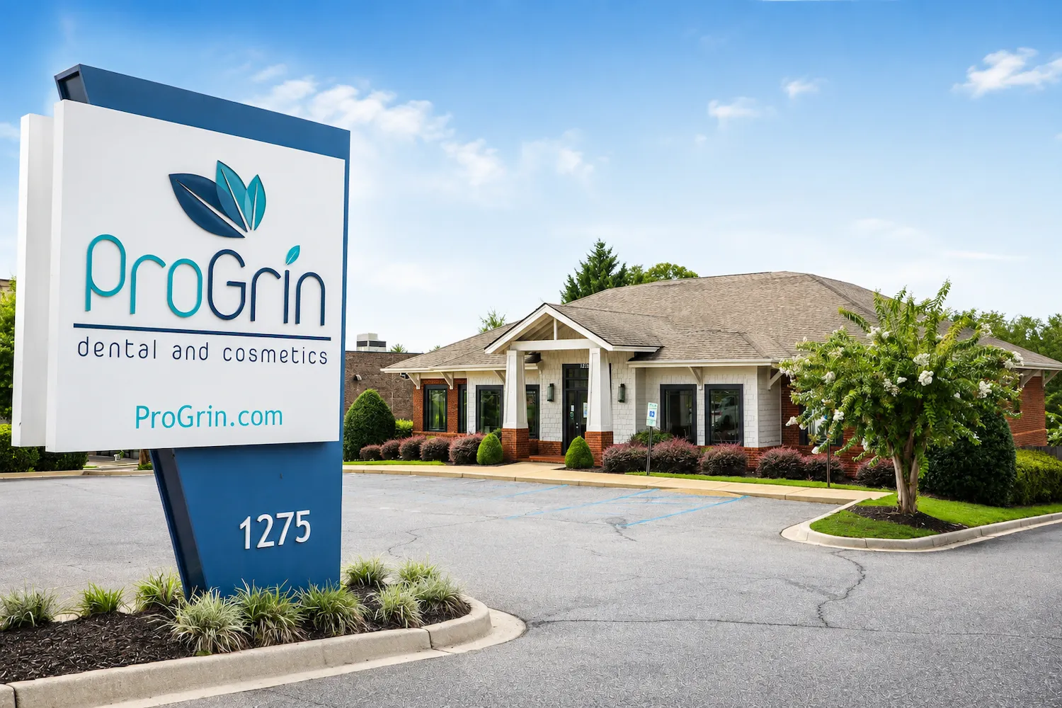 Outside ProGrin Dental of Riverside