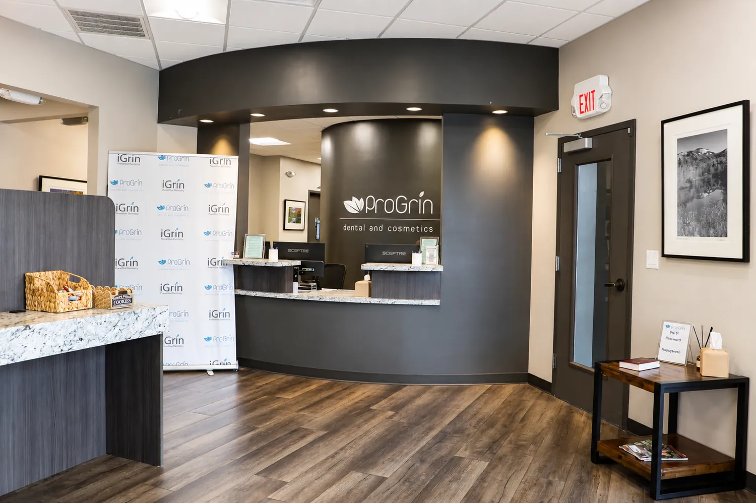 The reception and waiting area at ProGrin Dental of Woodruff